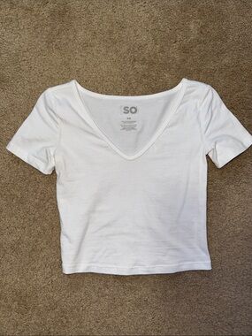 SO White V-Neck Cropped Tee Top